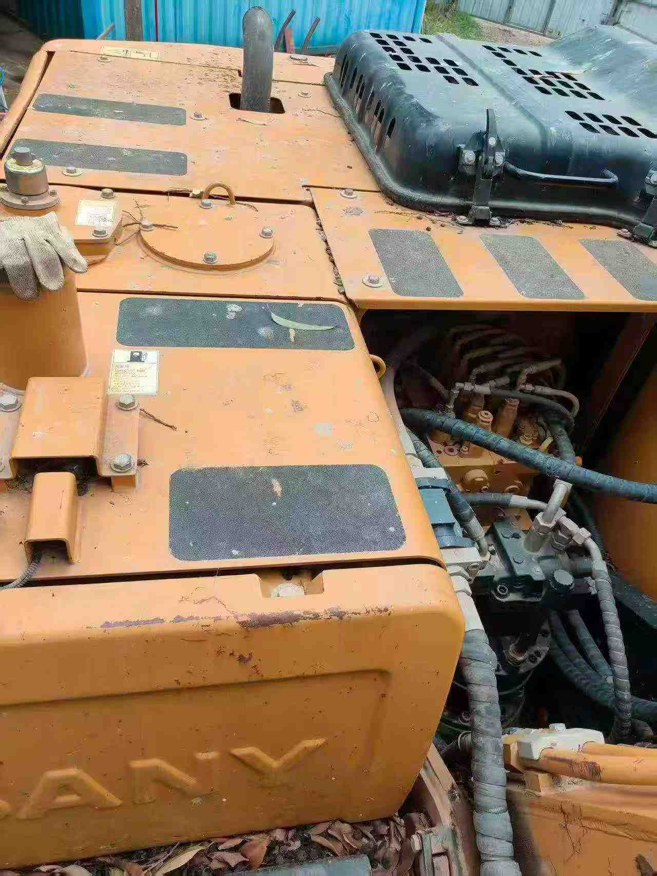 Buy Sany SY135 Used Excavator / 9