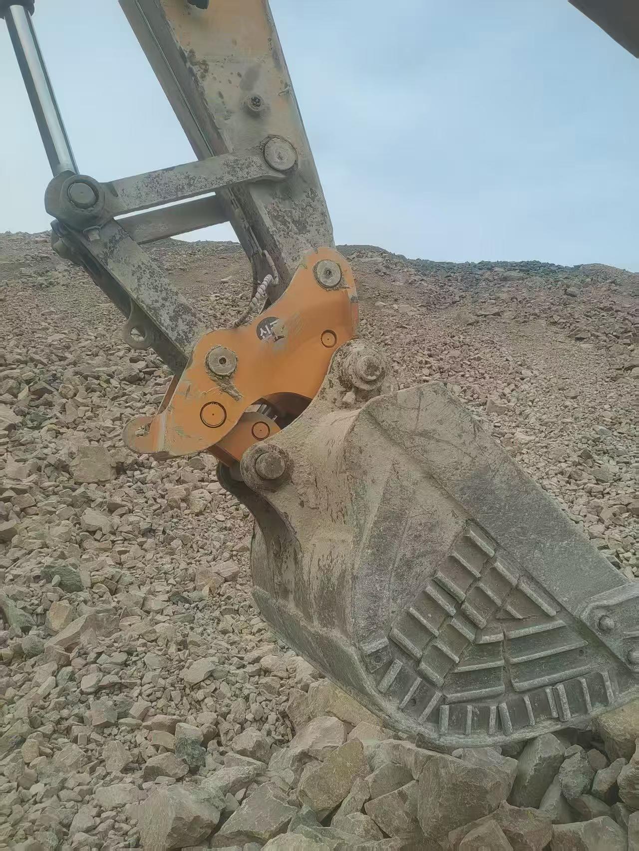 شراء حفارة Sany SY205C مستعملة / 5