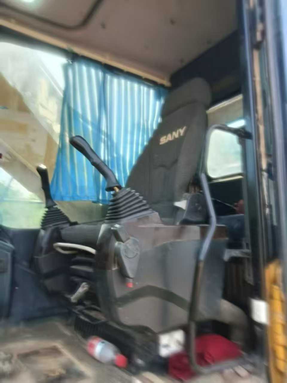 شراء حفارة Sany SY215C مستعملة / 7