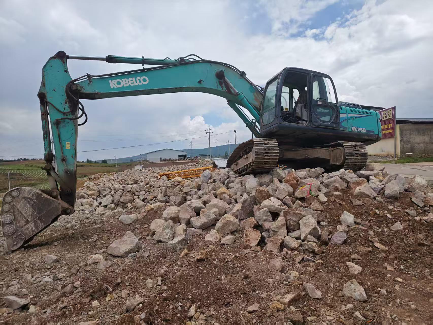 Acheter Pelle Kobelco SK250 d'occasion / 8 Acheter Pelle Kobelco SK250 d'occasion / 8