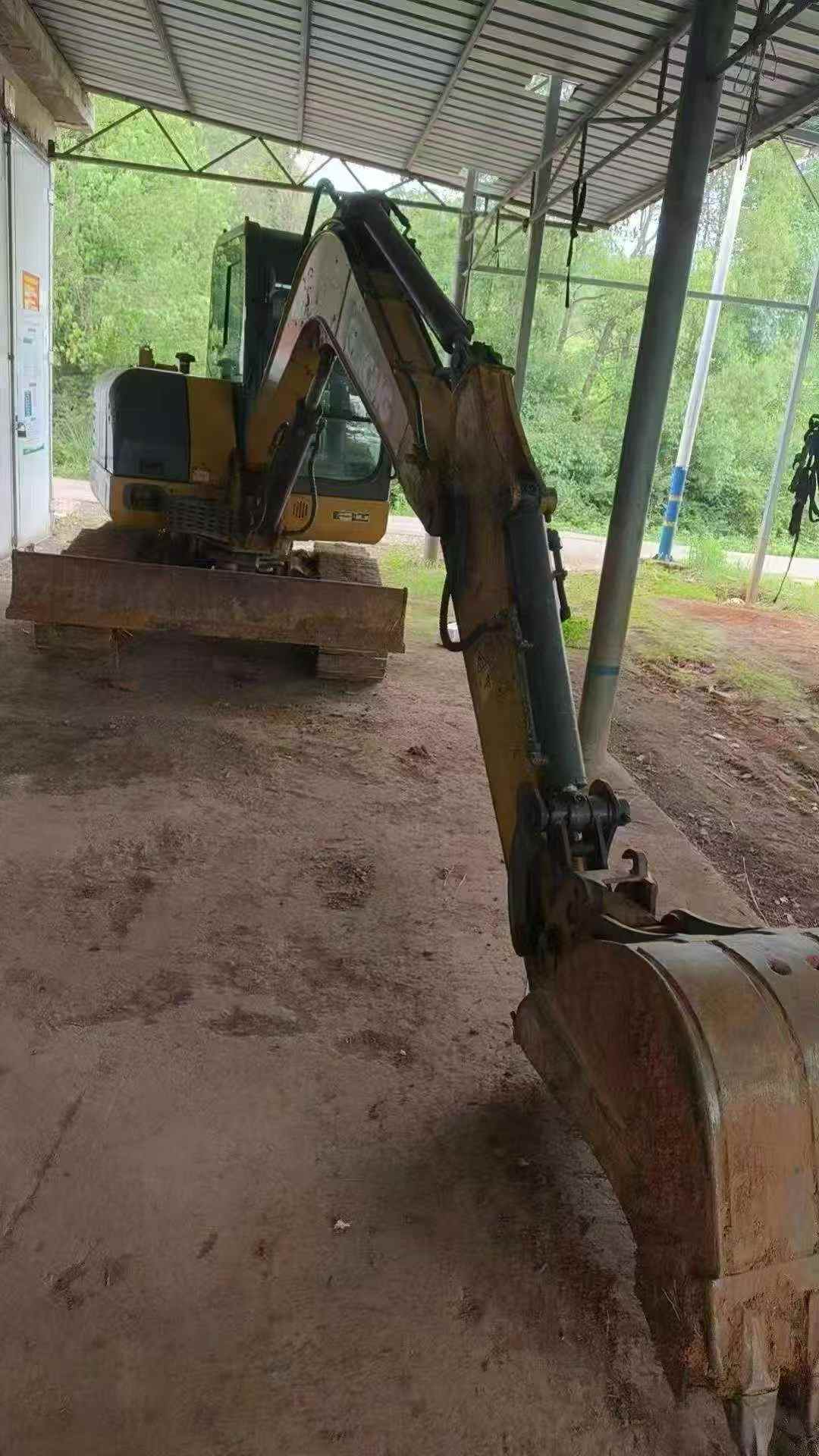 Buy XCMG XE60DA Used Excavator / 4