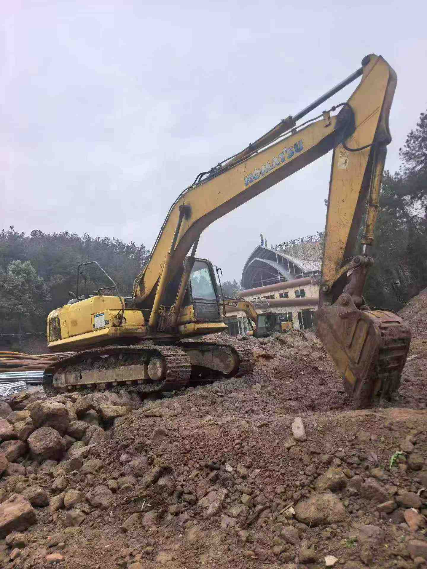 Buy Komatsu PC200-8 Used Excavator / 5 Buy Komatsu PC200-8 Used Excavator / 5