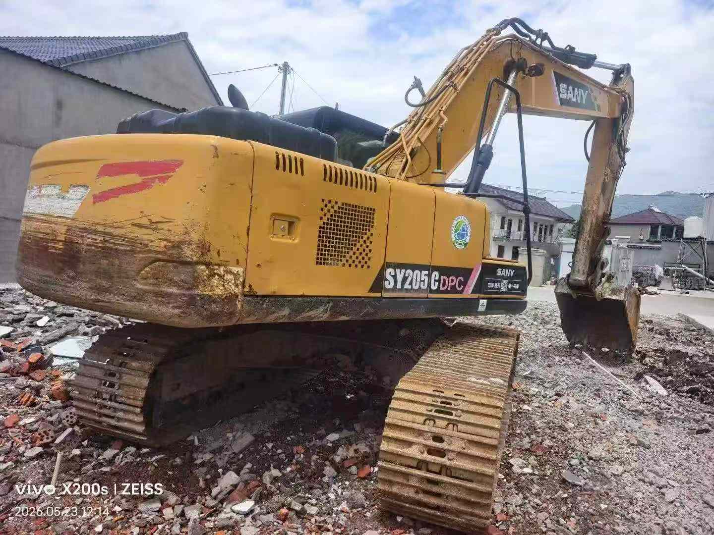 Buy Sany SY205C Used Excavator / 2