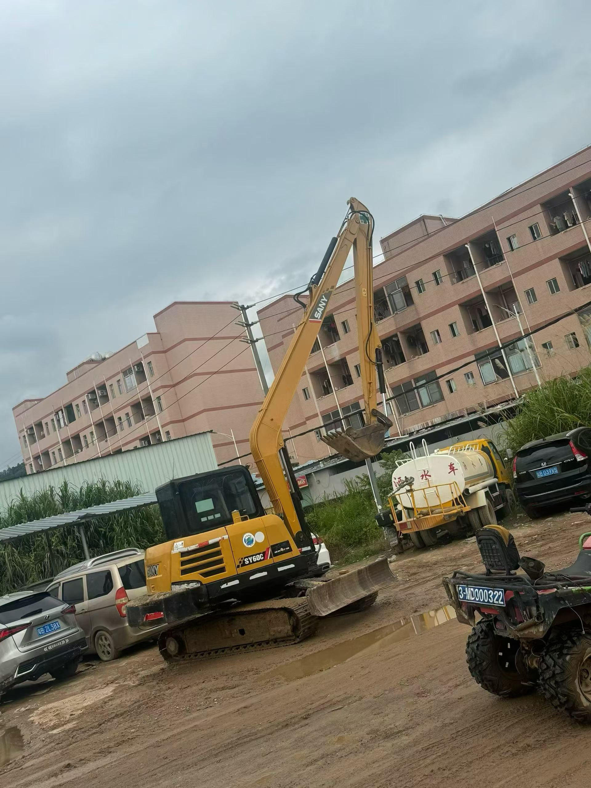 Buy Sany SY60 Used Excavator / 2
