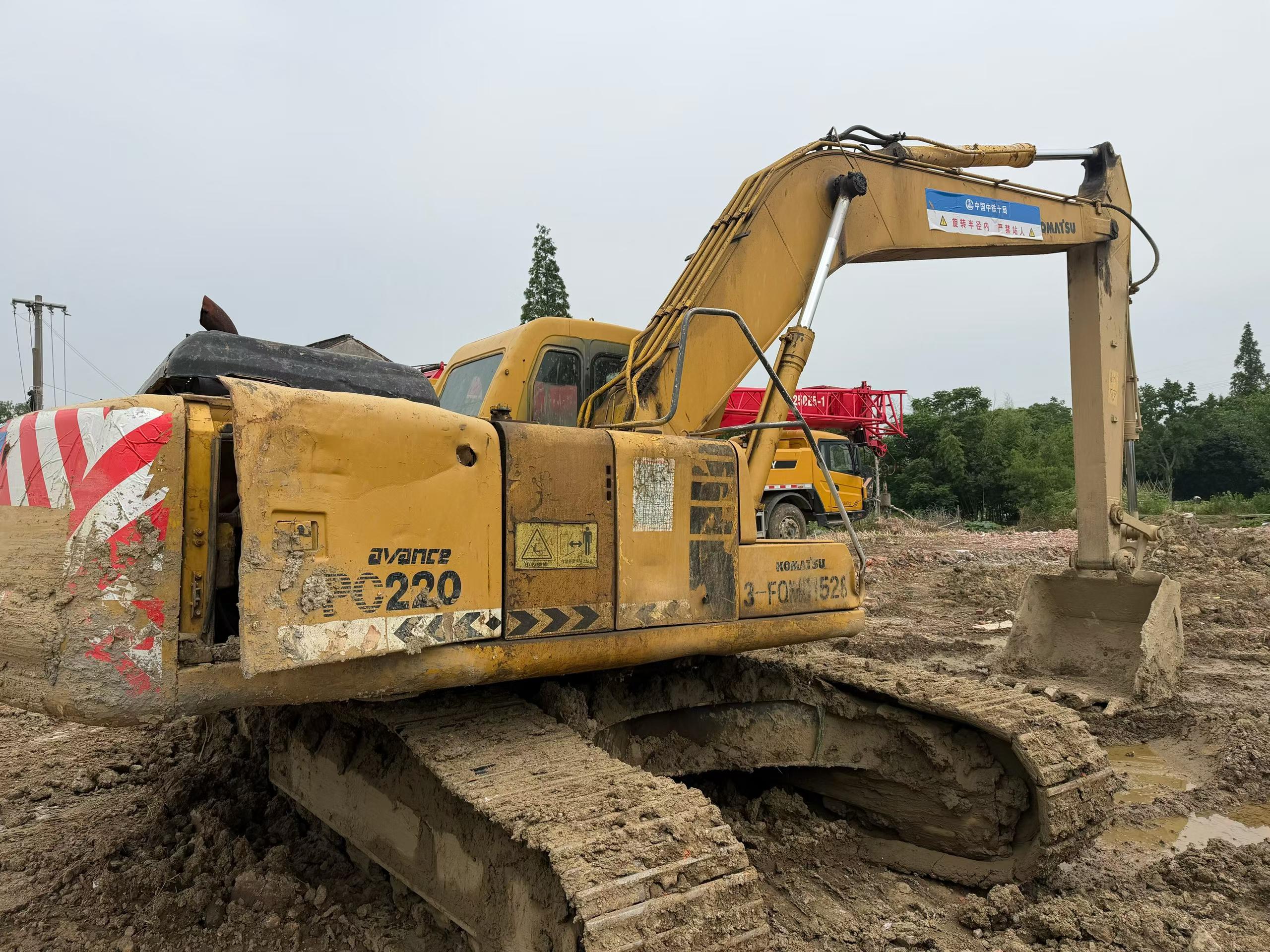 Buy Komatsu PC200 Used Excavator Buy Komatsu PC200 Used Excavator