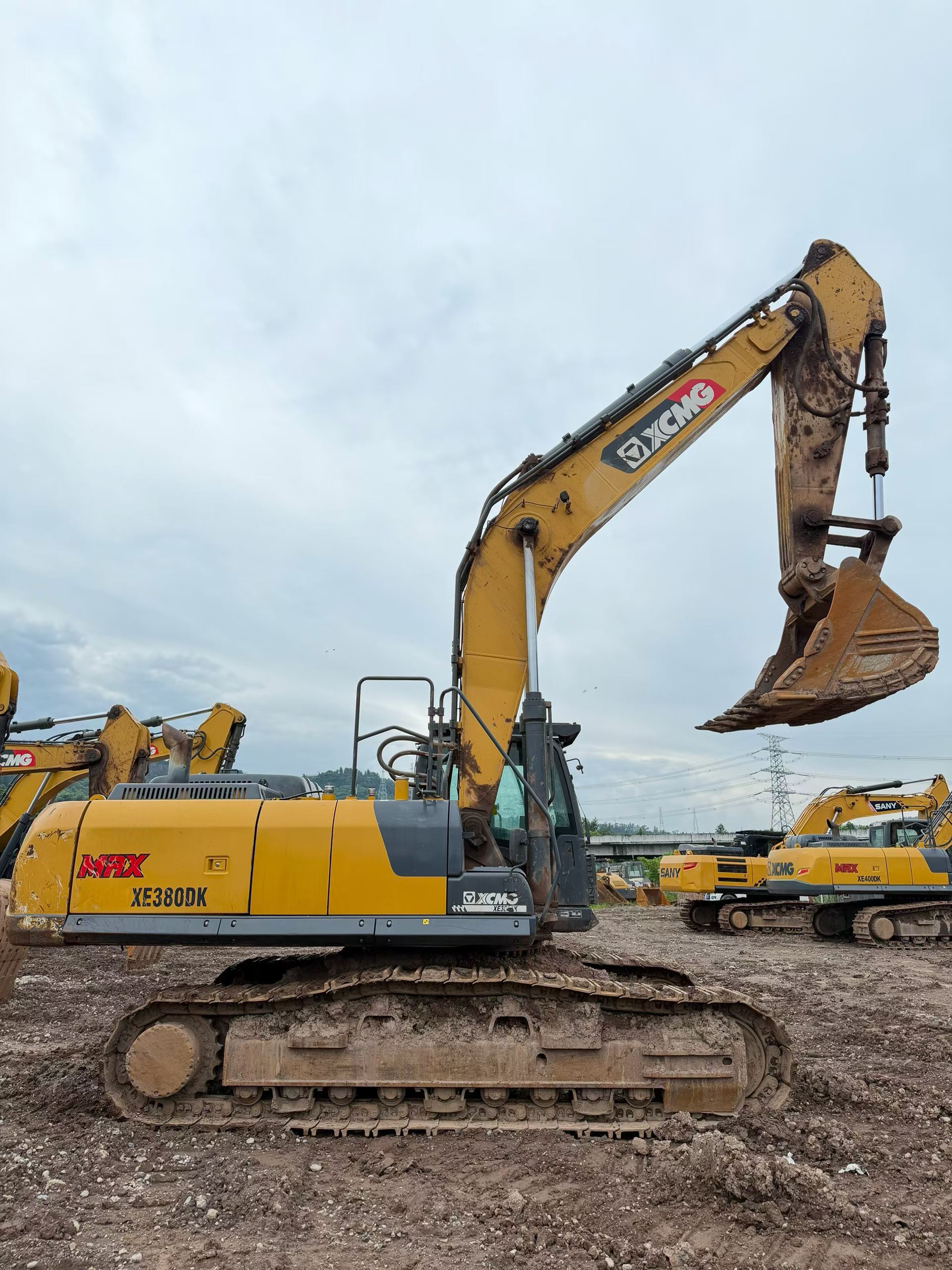 Buy XCMG XE380DK Used Excavator / 4