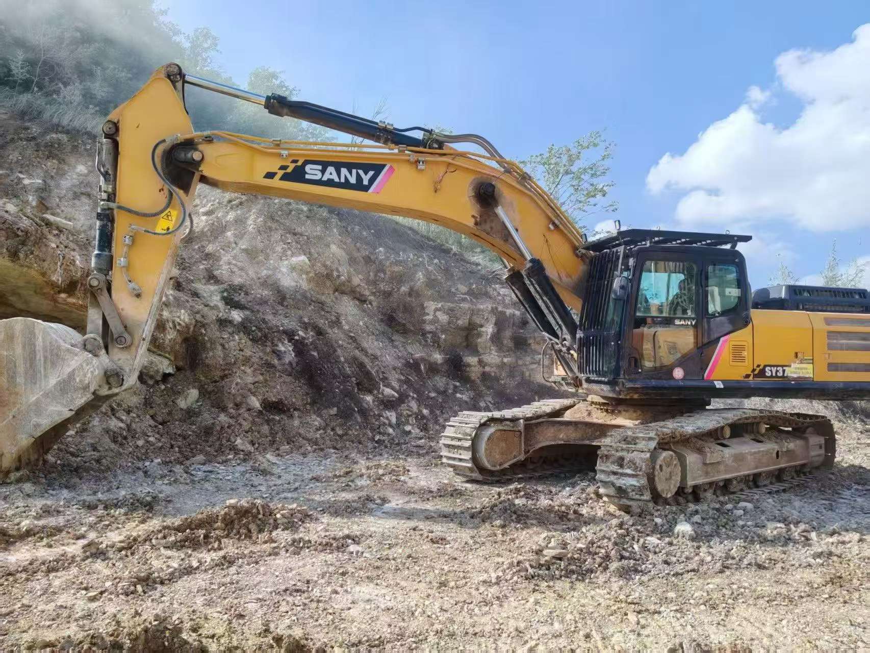 شراء حفارة Sany SY375H مستعملة / 3 شراء حفارة Sany SY375H مستعملة / 3