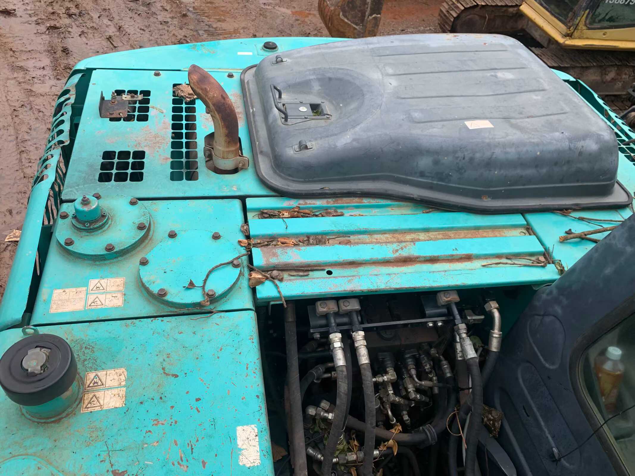 Buy Kobelco SK130 Used Excavator / 2