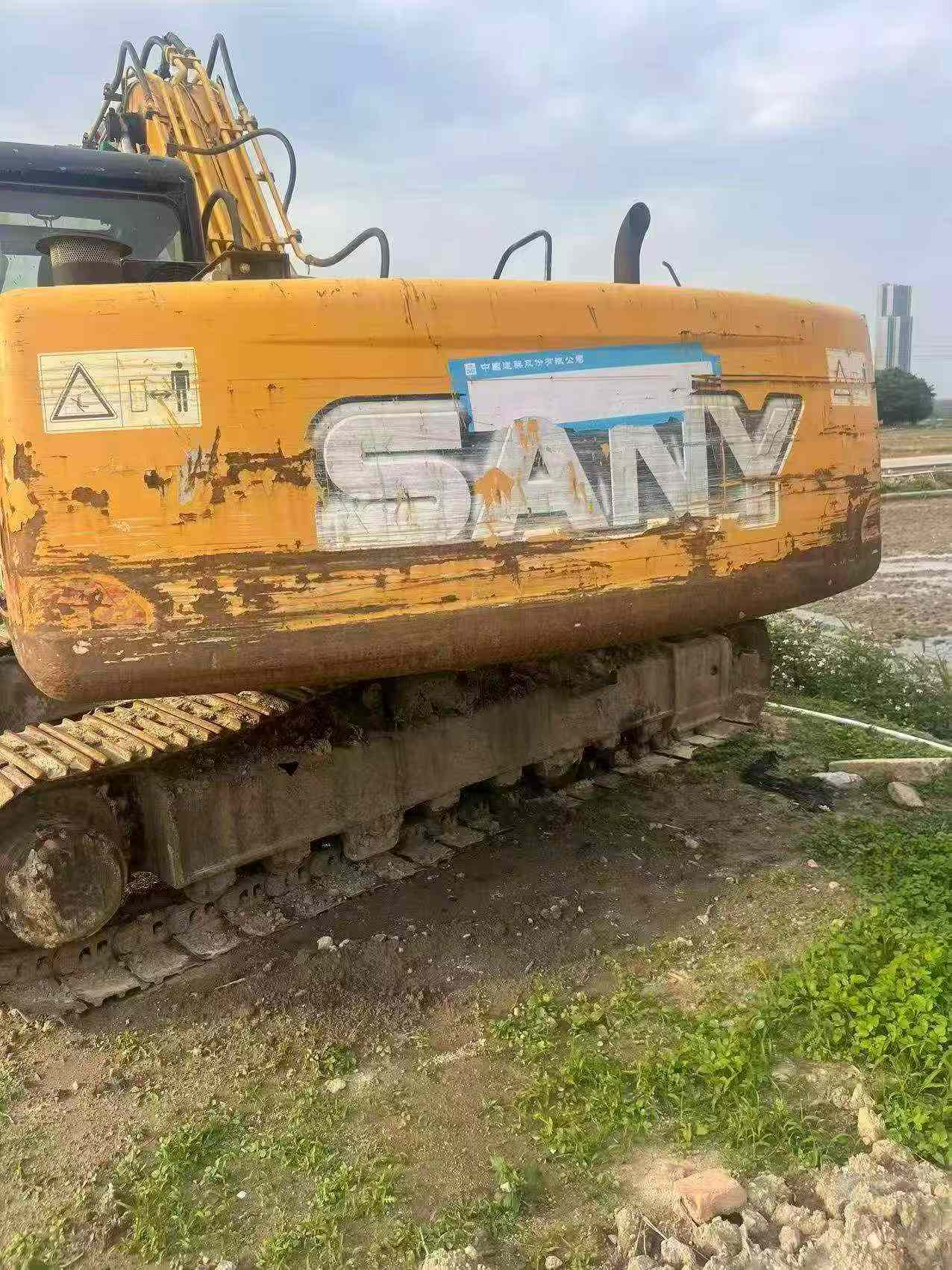 Buy Sany SY205C Used Excavator / 2