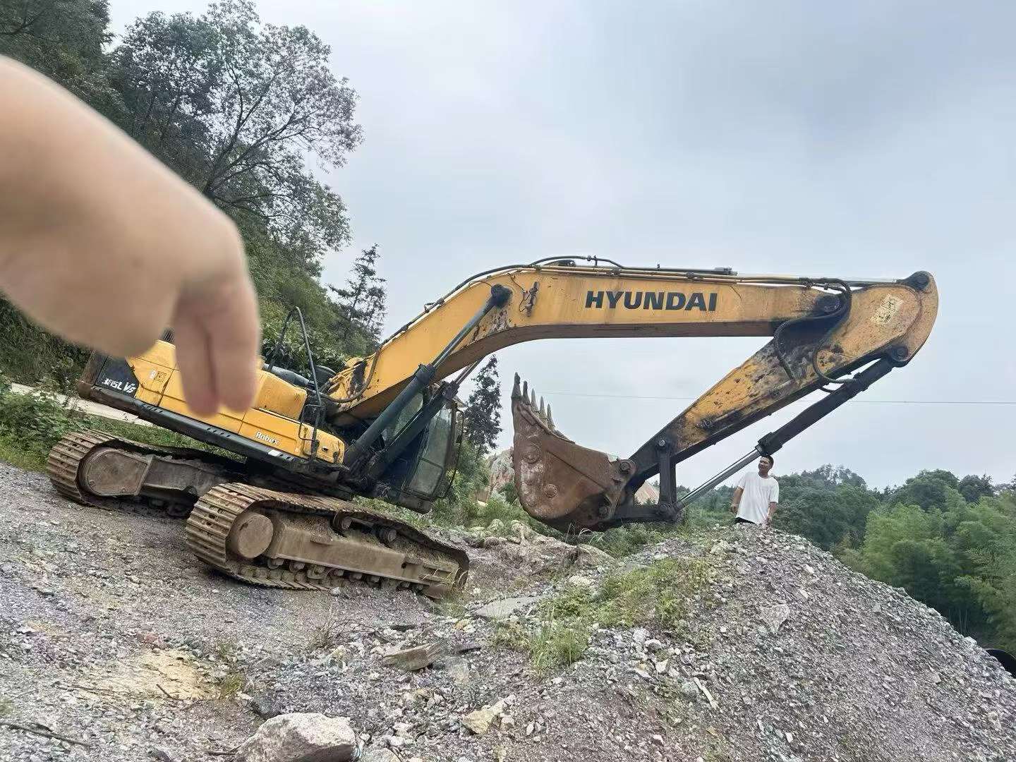 Buy Hyundai R350LVS Used Excavator / 2
