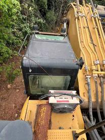 Buy Caterpillar 374D Used Excavator / 3 Buy Caterpillar 374D Used Excavator / 3