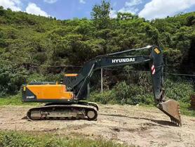 Buy Hyundai R215VS Used Excavator / 3 Buy Hyundai R215VS Used Excavator / 3