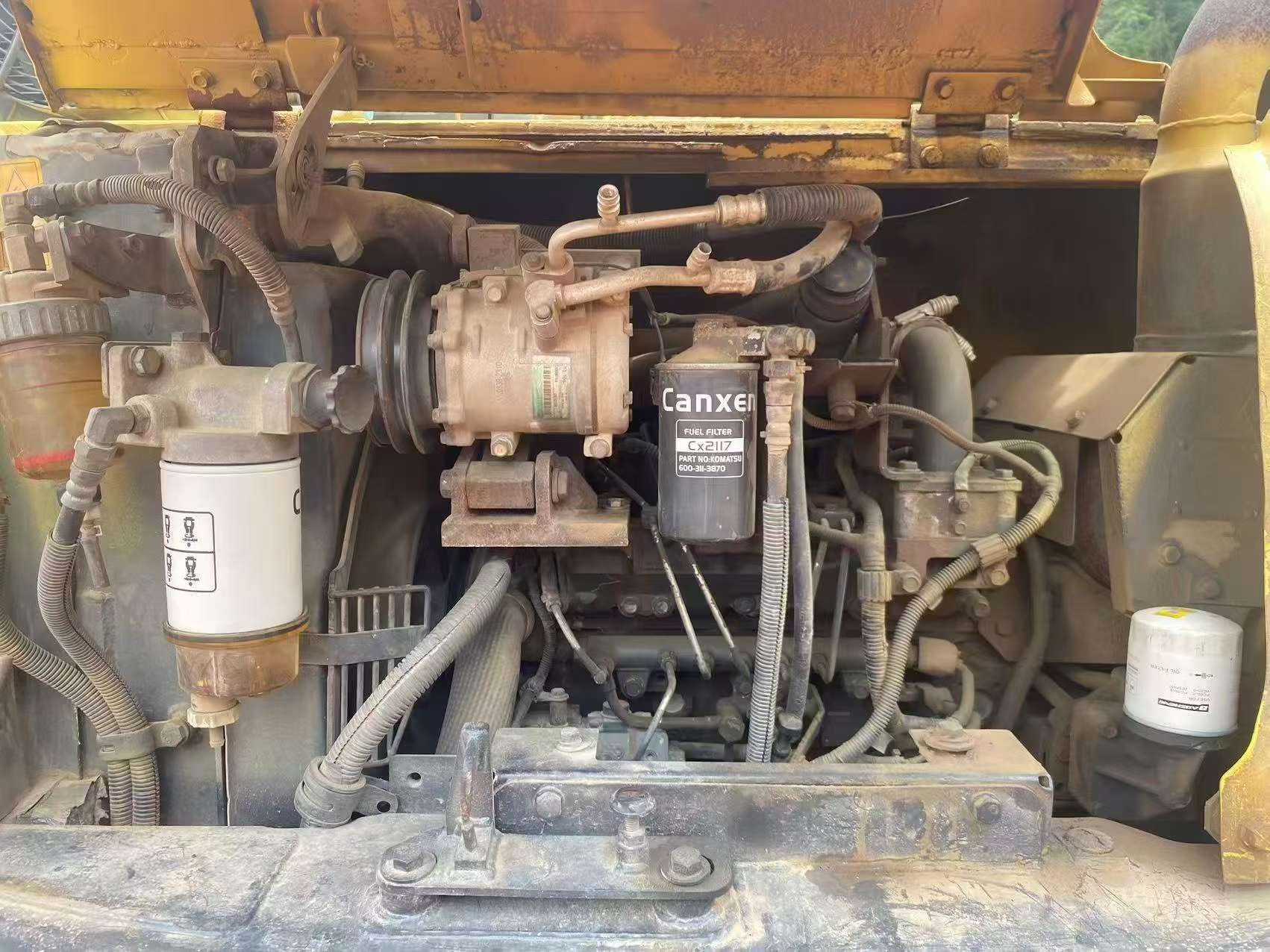 Buy Komatsu PC60-8 Used Excavator / 4