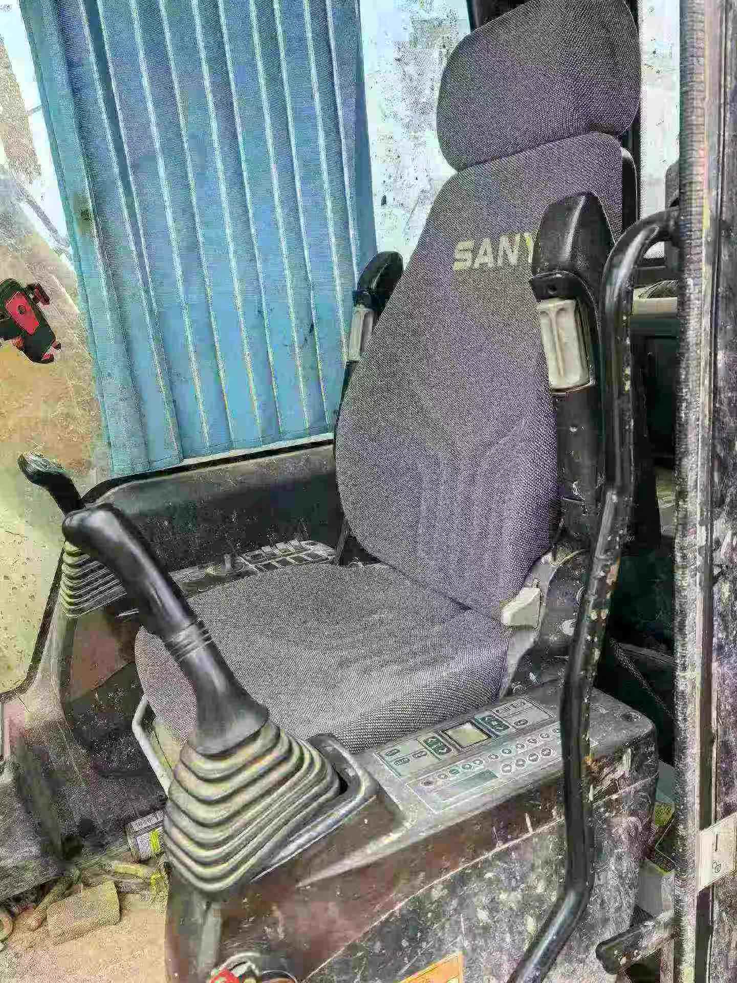 Buy Sany SY135 Used Excavator / 7