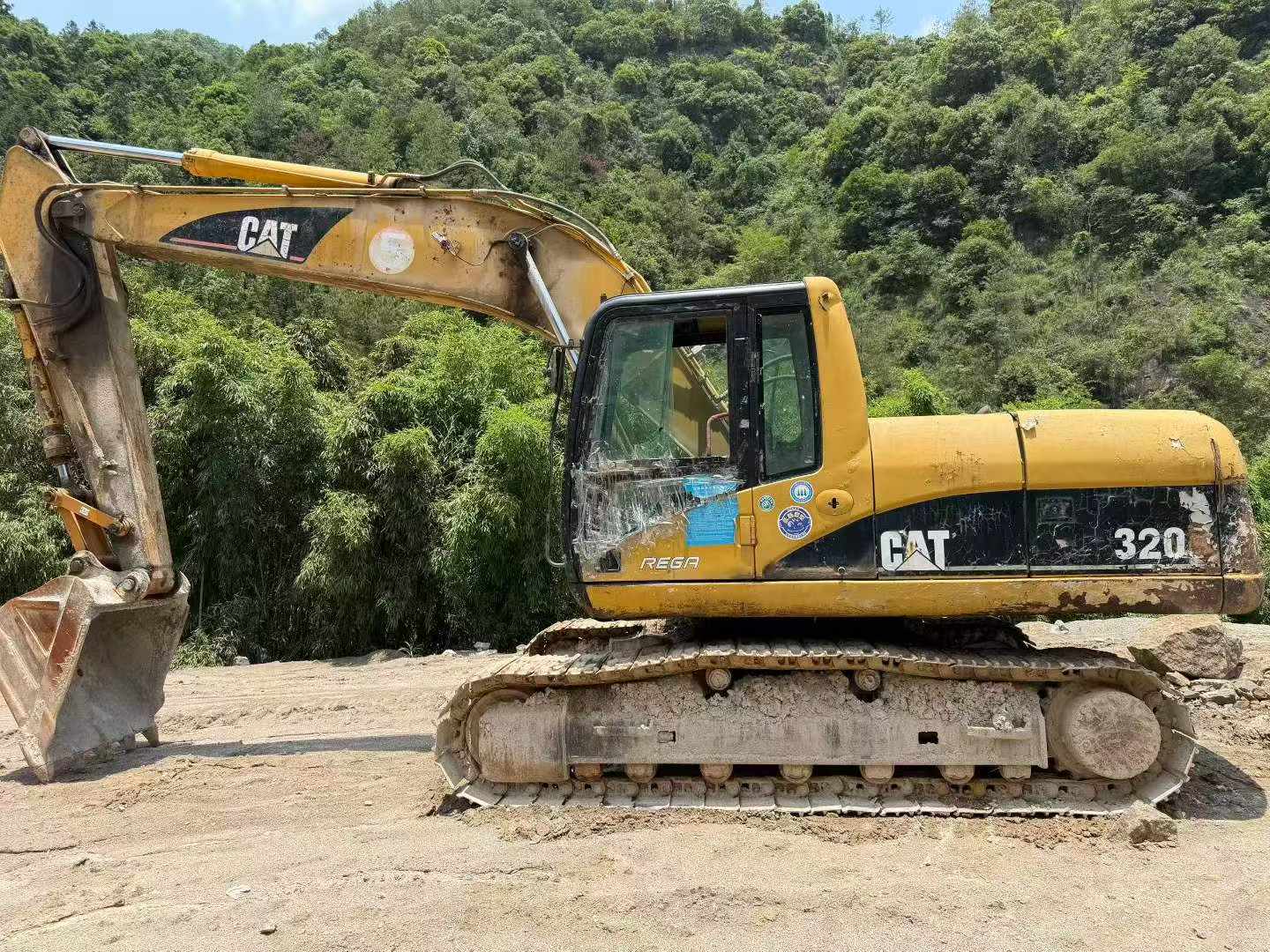Buy Caterpillar 320A Used Excavator