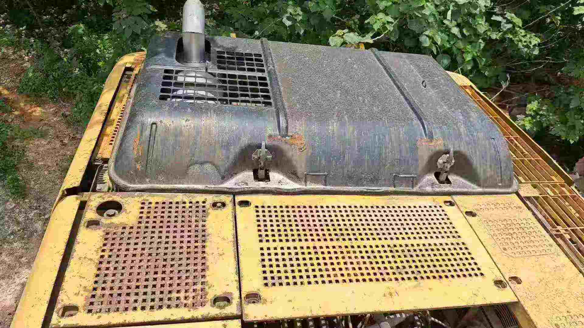 شراء حفارة Caterpillar 330C مستعملة / 9