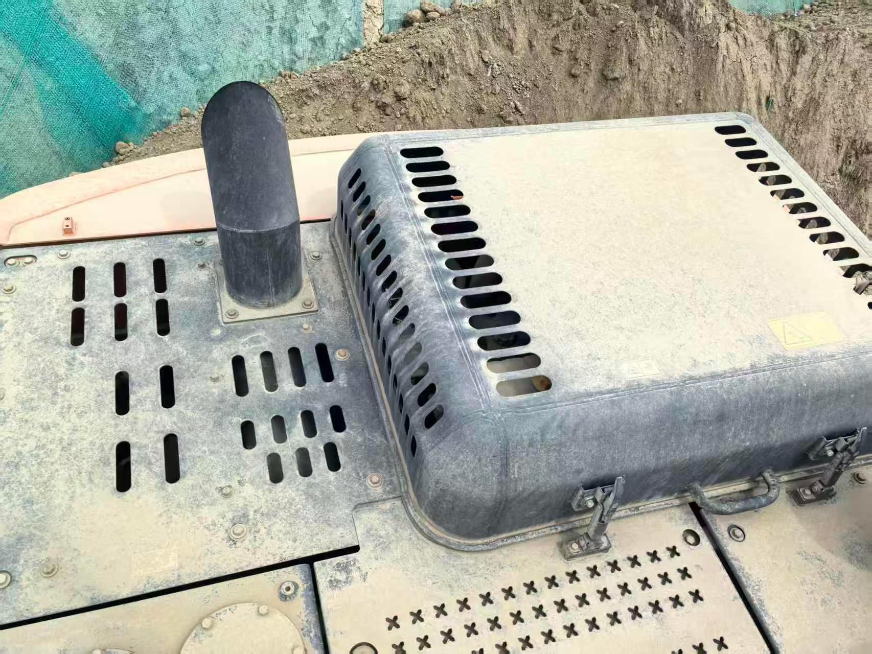 شراء حفارة Doosan DH200-3 مستعملة / 8
