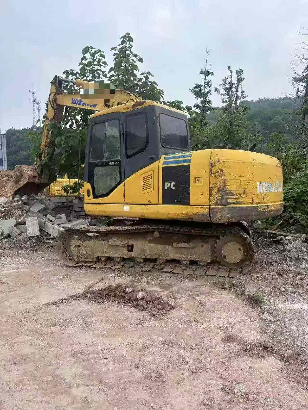 Buy Komatsu PC110-7 Used Excavator / 2