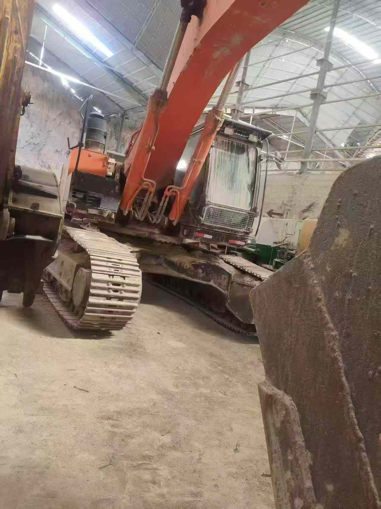 Buy Hitachi ZX470 Used Excavator / 5
