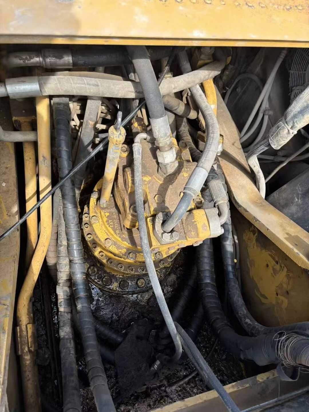 Buy Caterpillar 330B Used Excavator / 3
