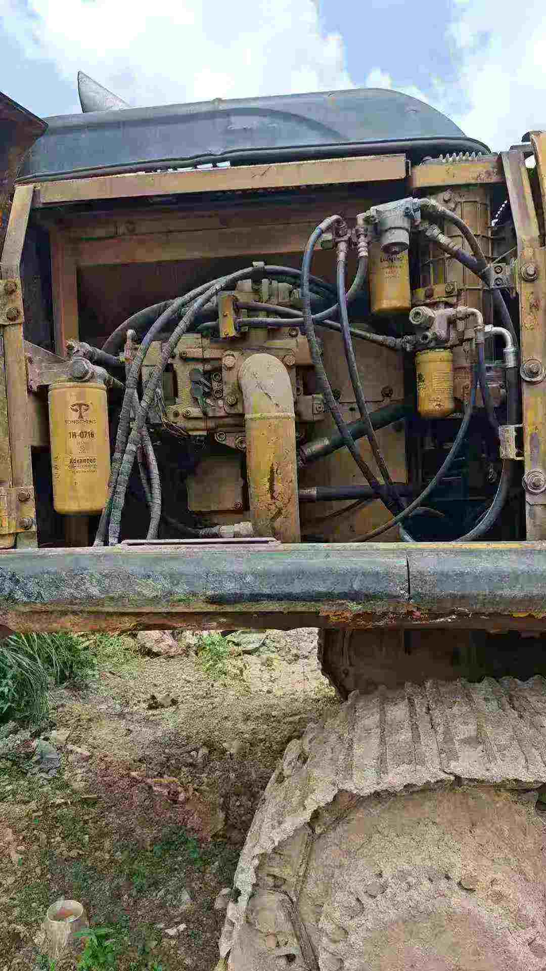 شراء حفارة Caterpillar 330C مستعملة / 7