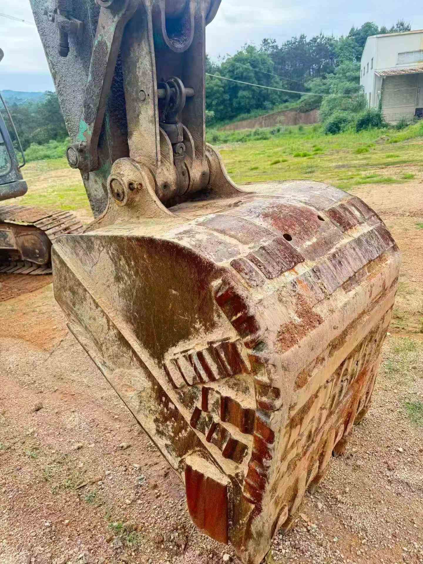 Buy Kobelco SK200-2 Used Excavator / 8