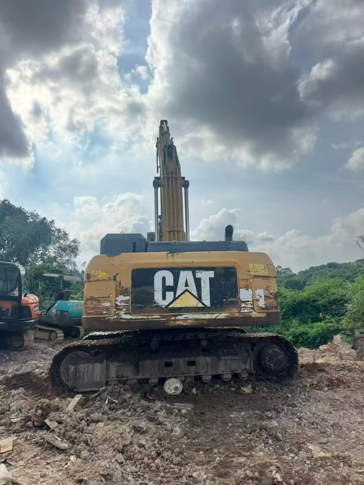 Buy Caterpillar 330B Used Excavator / 9
