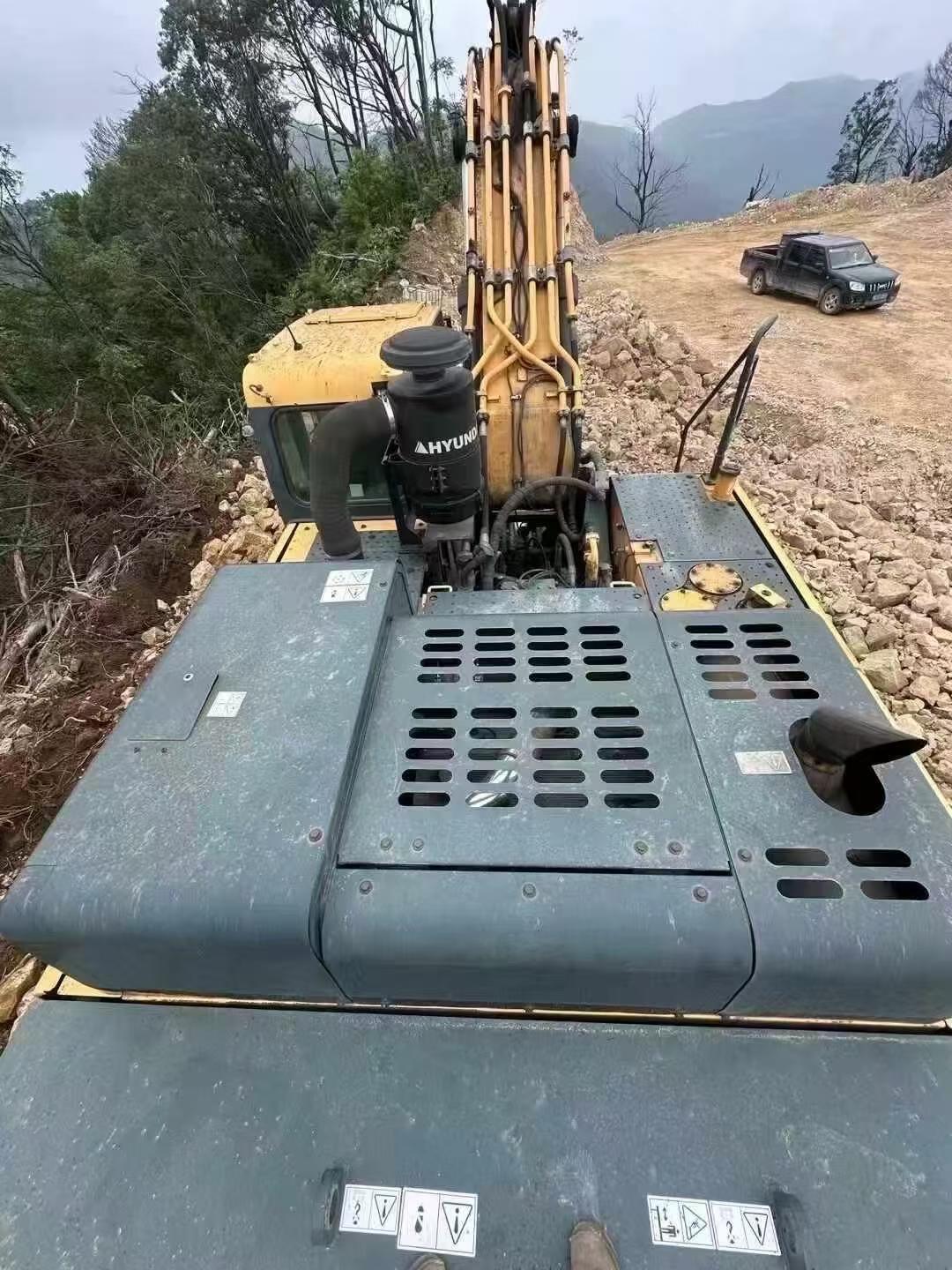 Buy Hyundai R485LVS Used Excavator / 2