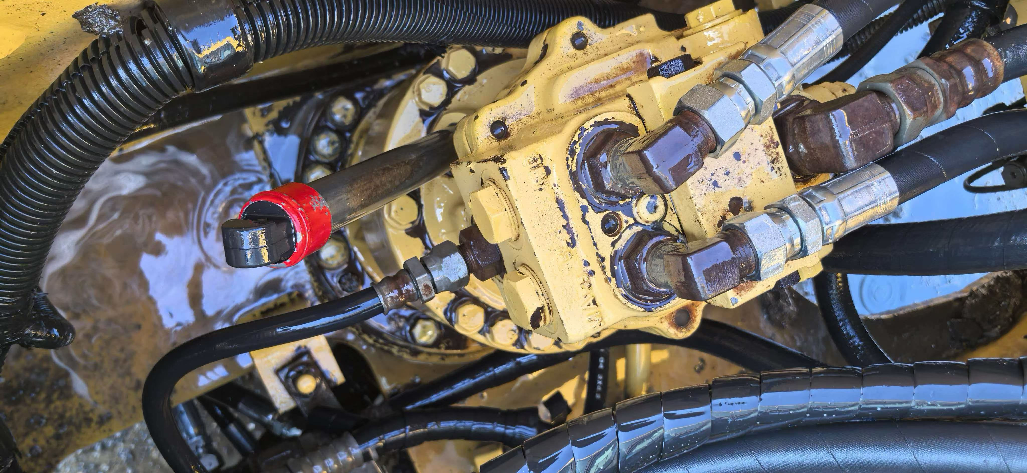 شراء حفارة Komatsu PC120-6E مستعملة / 6