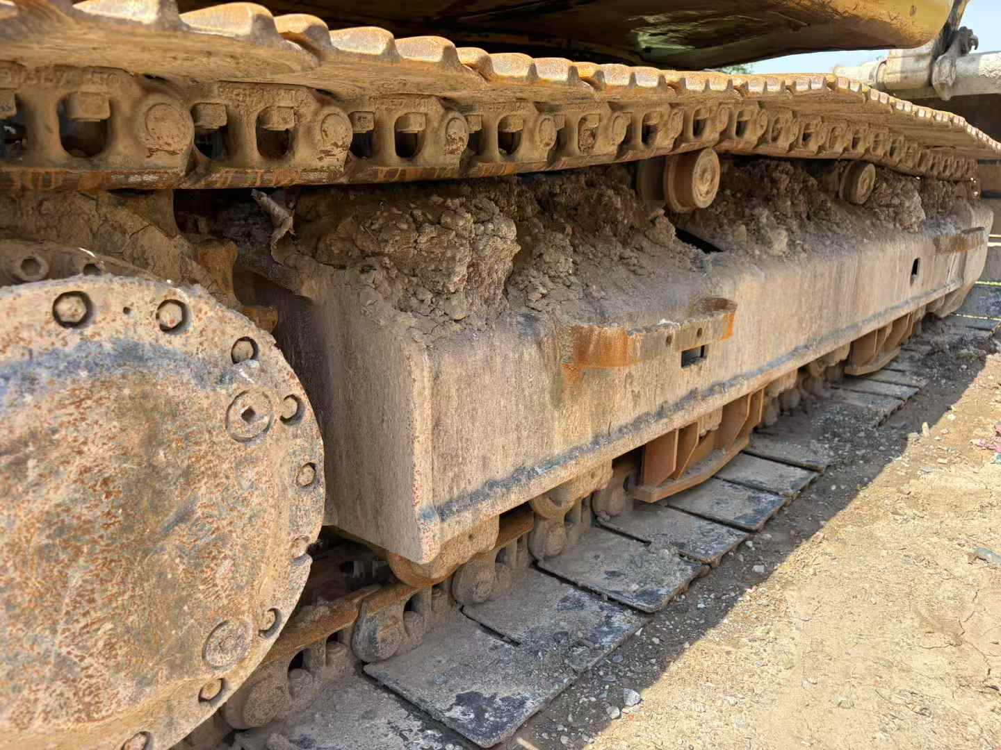 Buy Caterpillar 323D2L Used Excavator / 9