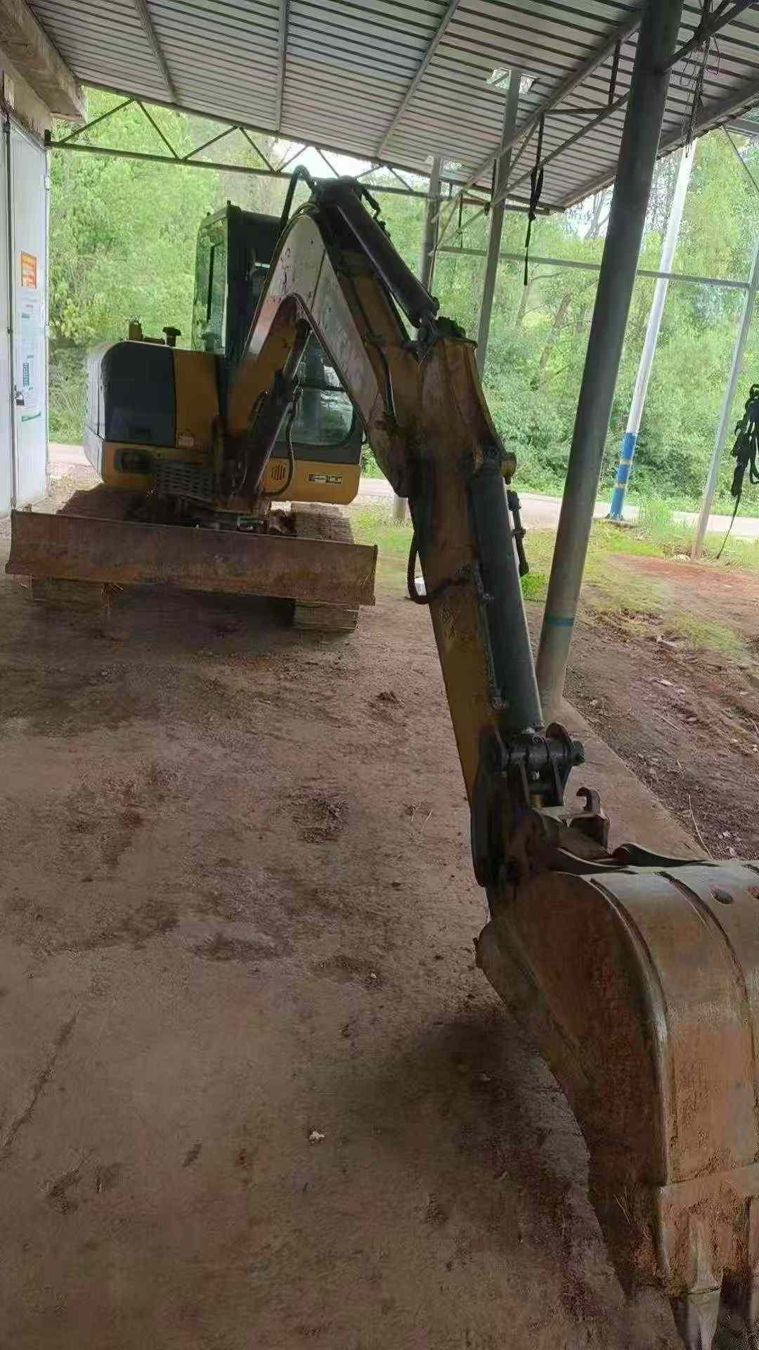 Buy XCMG XE60DA Used Excavator / 4