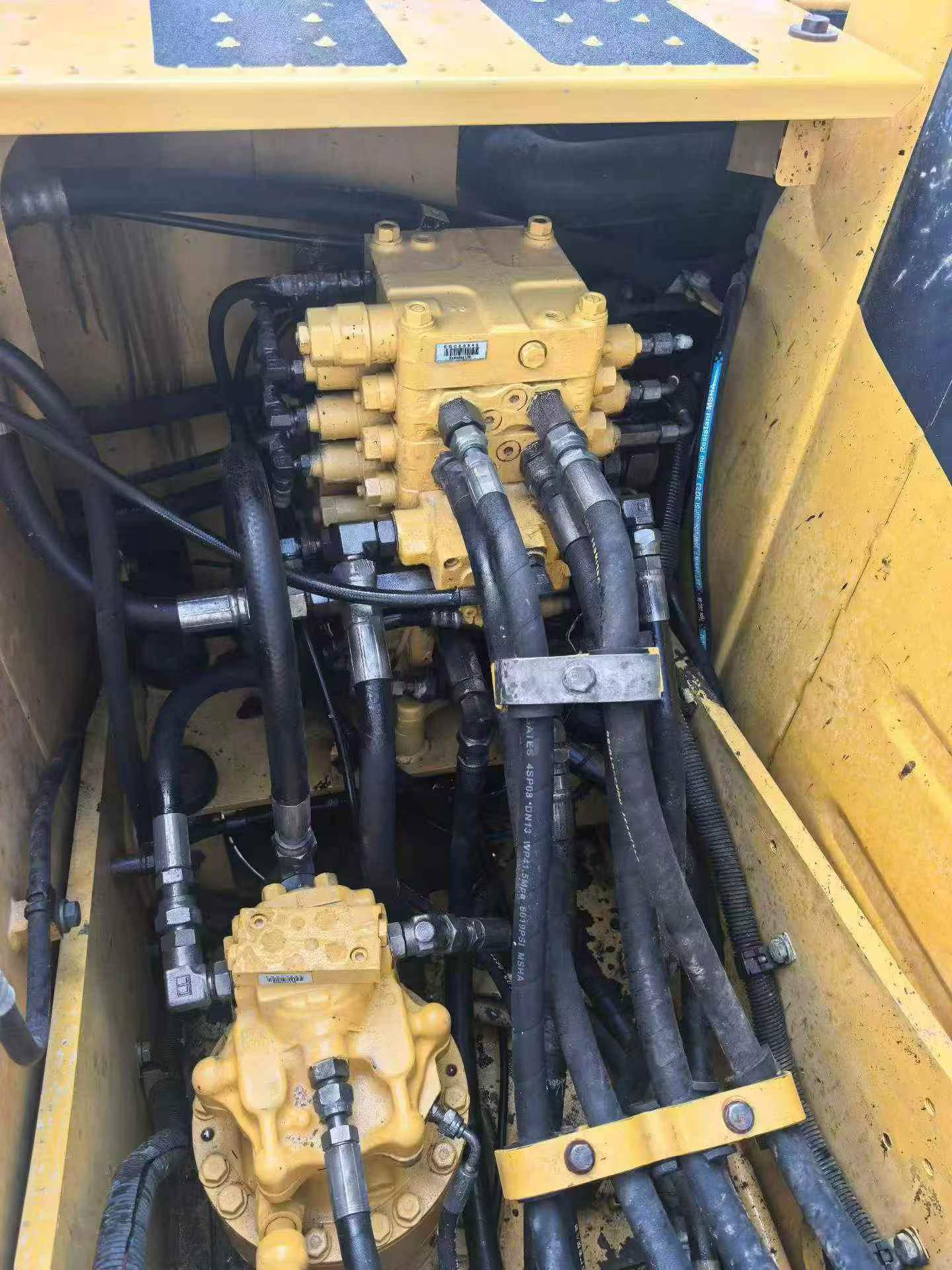Buy Komatsu PC120 Used Excavator / 6