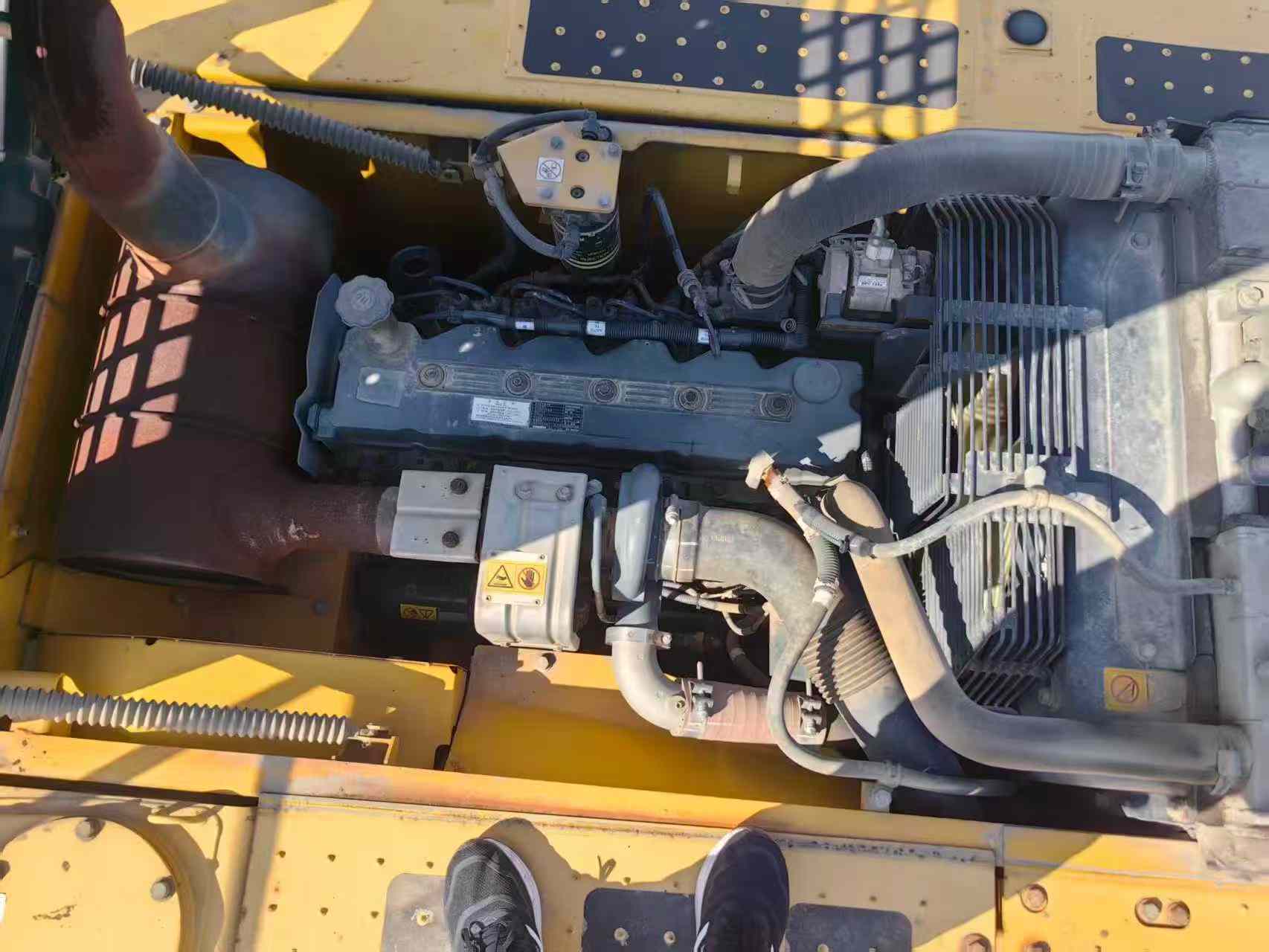 Buy Komatsu PC200-8 Used Excavator / 8