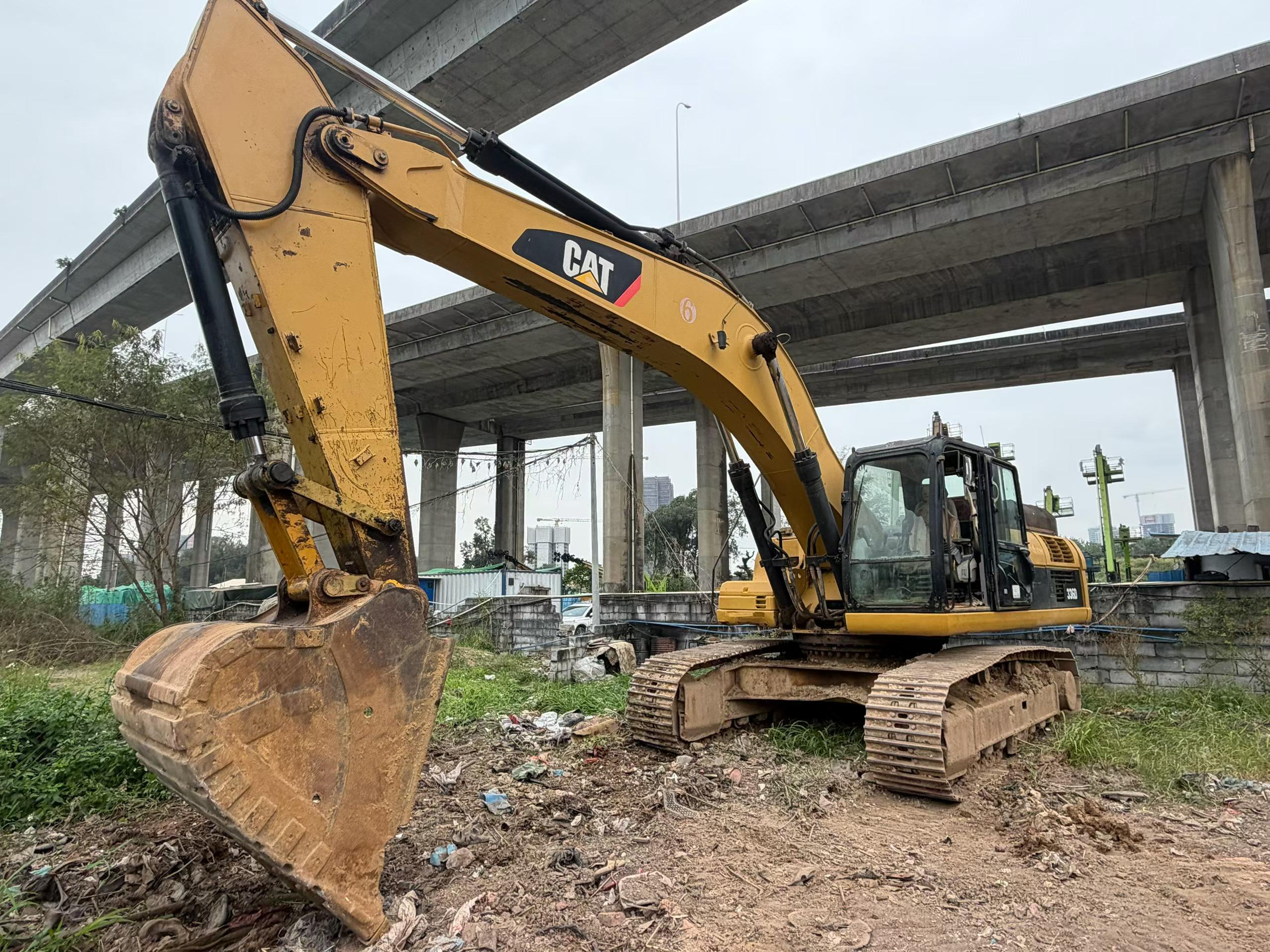 شراء حفارة Caterpillar 336E مستعملة / 3