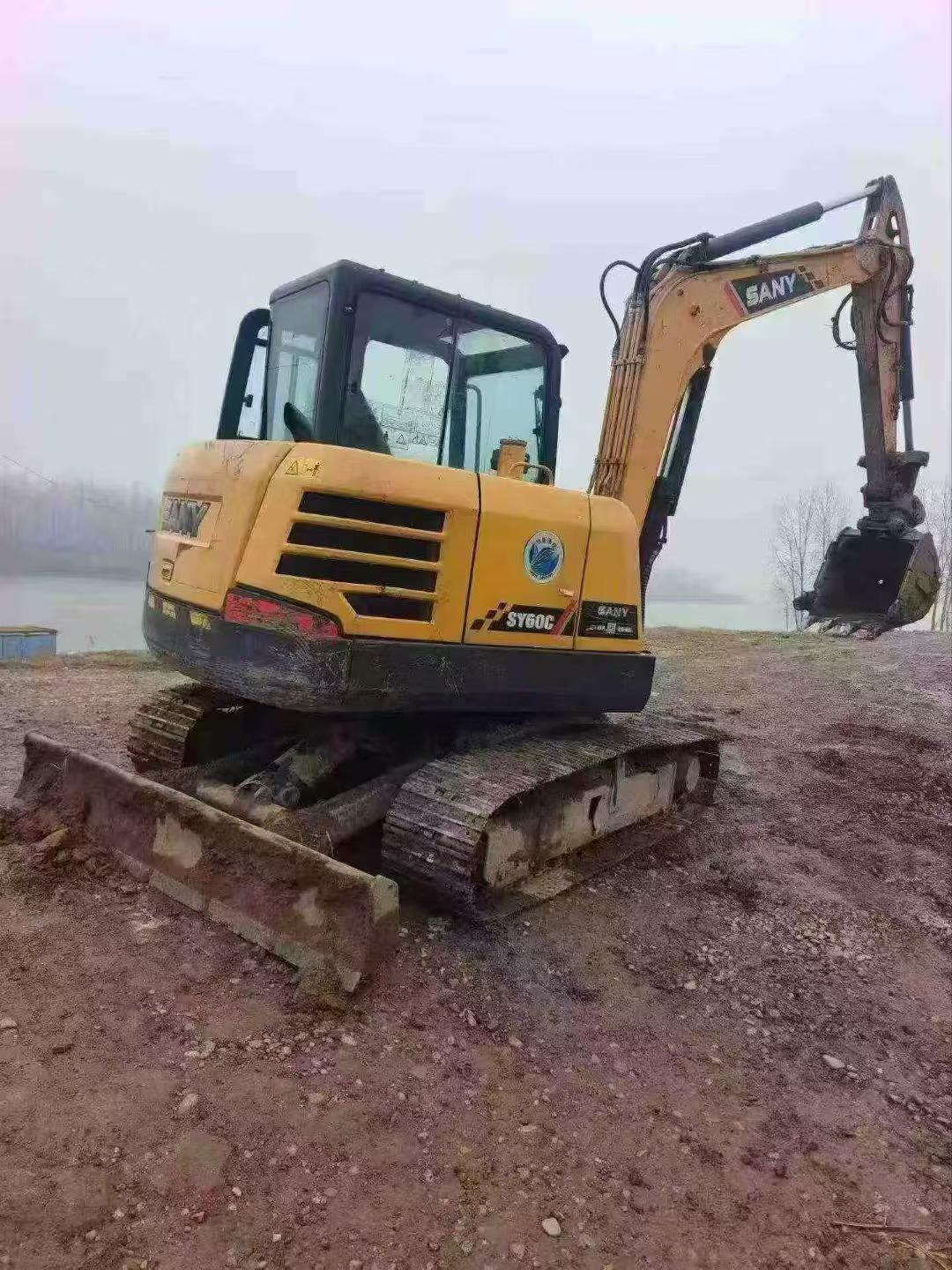 Buy Sany SY55 Used Excavator / 2