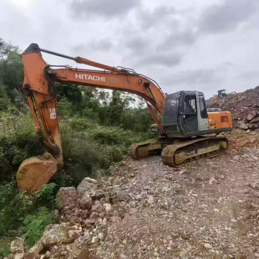 Buy Hitachi EX210-5 Used Excavator / 3