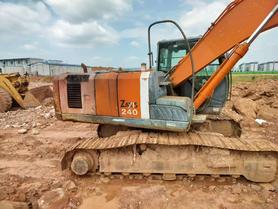Buy Hitachi EX200-3 Used Excavator / 2 Buy Hitachi EX200-3 Used Excavator / 2