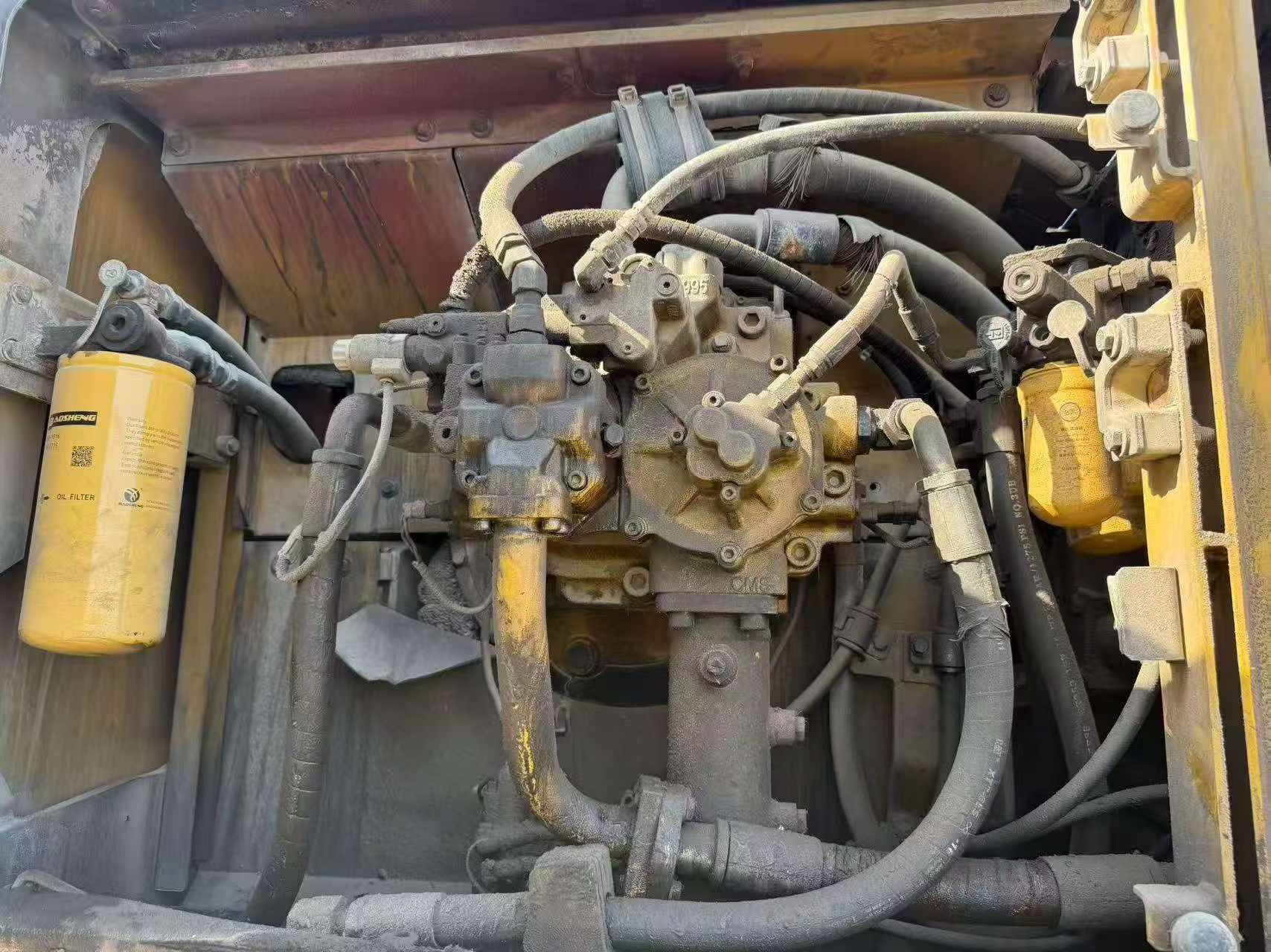 شراء حفارة Caterpillar 349E مستعملة / 4