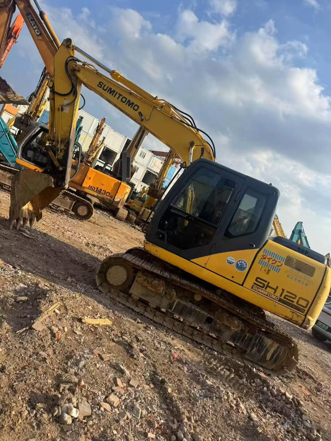 Buy Sumitomo SH120 Used Excavator / 1
