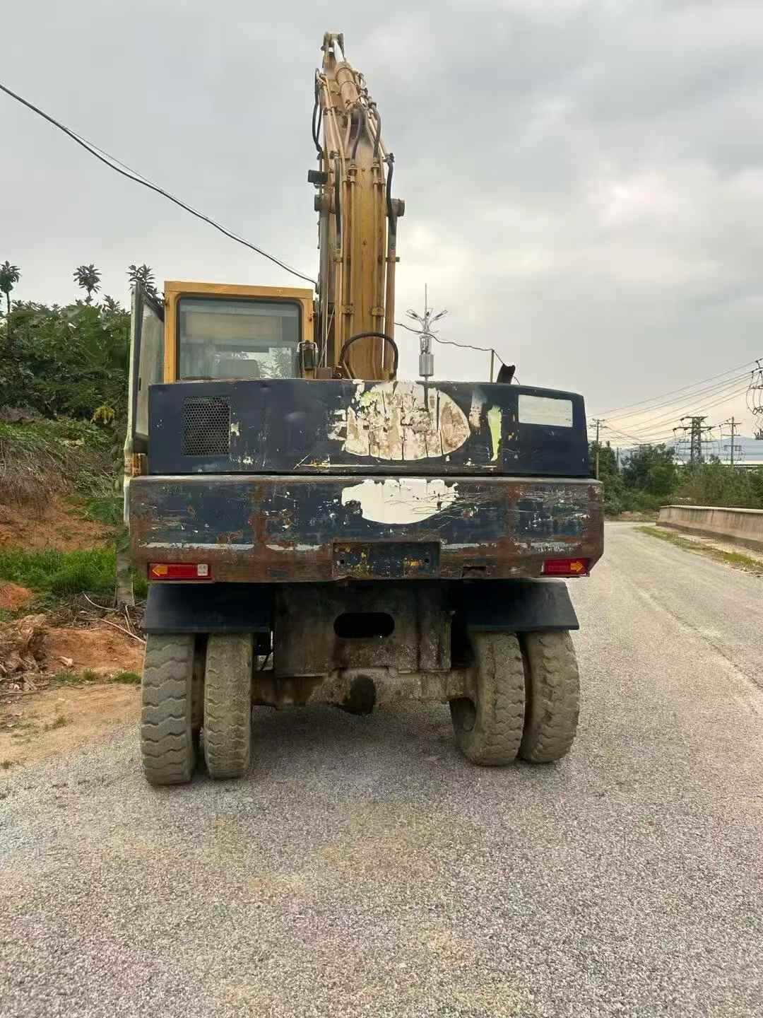 Buy Komatsu PC100-5 Used Excavator / 3