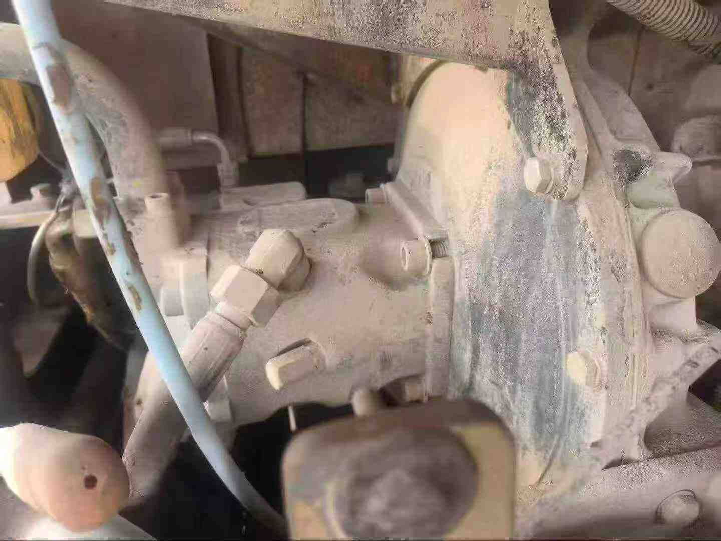 شراء XCMG LW60G مستعمل حفارة