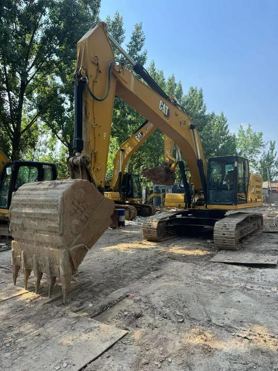Buy Caterpillar 330B Used Excavator / 1