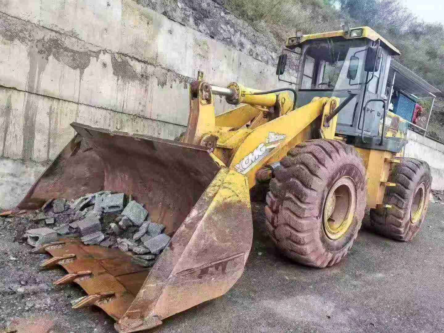 شراء XCMG ZL50G مستعمل حفارة