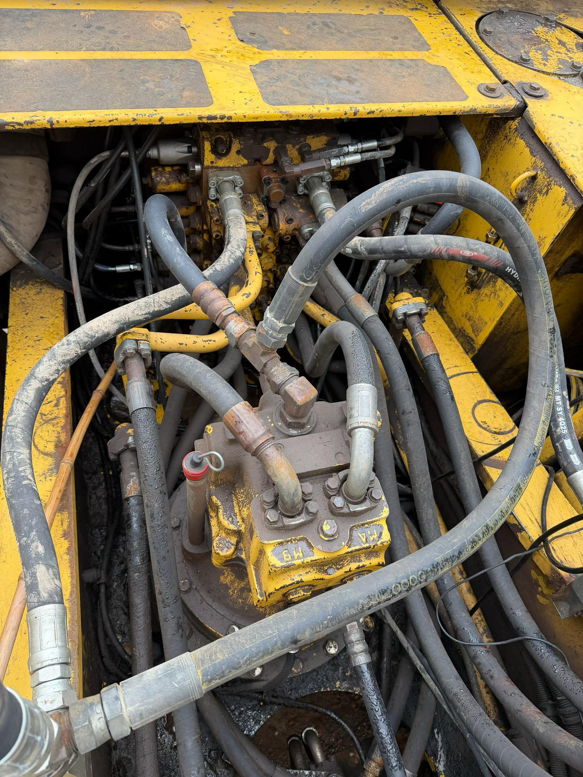 Buy Komatsu PC360-7 Used Excavator / 9