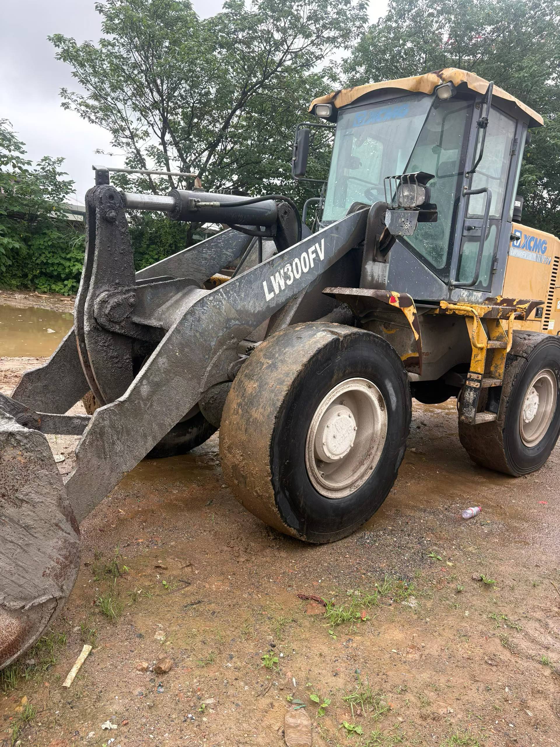 Buy XCMG LW300F Used Loader / 2