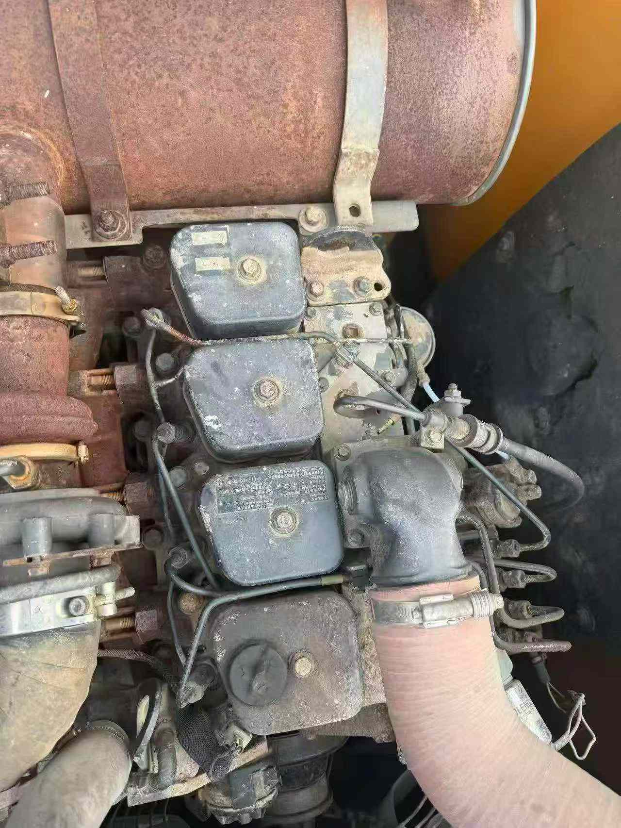 شراء حفارة Hyundai R150-7 مستعملة / 2