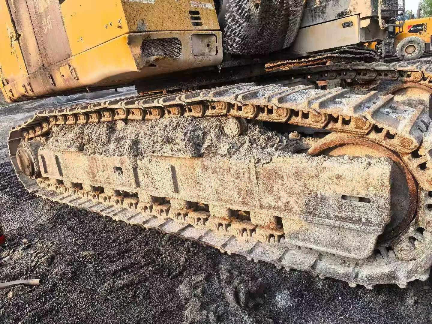 شراء حفارة Caterpillar 374D مستعملة / 6