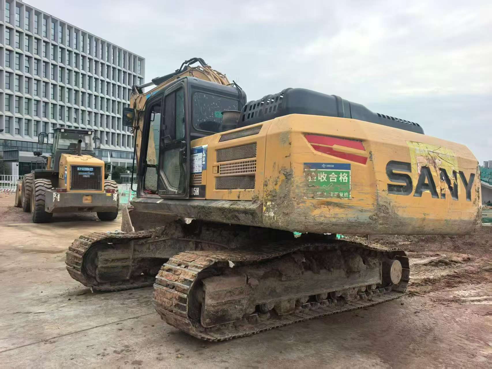 Buy Sany SY245H Used Excavator / 3