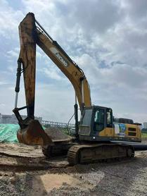 Buy XCMG ZL20E(D) Used Excavator / 2 Buy XCMG ZL20E(D) Used Excavator / 2