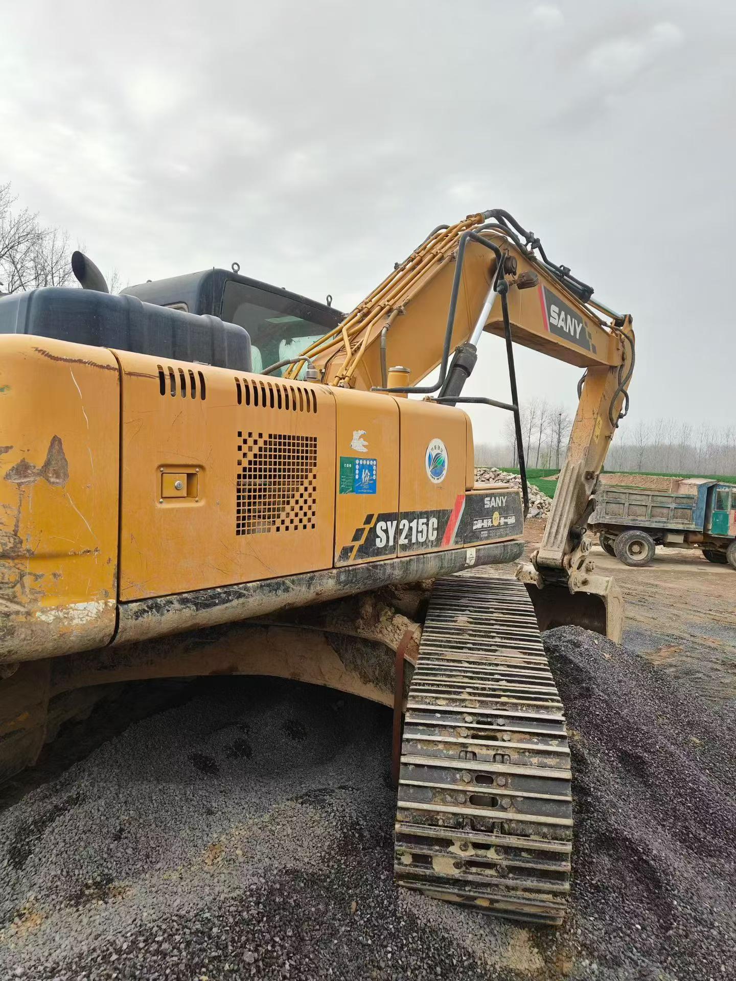 Buy Sany SY215C-8 Used Excavator / 4